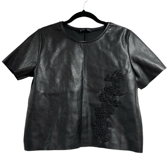 Zara faux leather black raw hem crop top with lace appliqué medium stretch - Picture 1 of 4